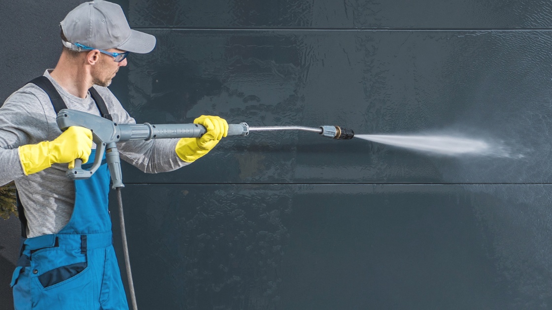 Hydroclean | Horkovodní vs. studenovodní vysokotlaké čističe – rozdíly, výhody a nevýhody