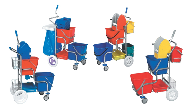 Úklidové vozíky Kamzík – zleva model se 2 košíky, model 1×70 l pytel, model 2×6 l kbelíky a speciální varianta Kamzík ISS.